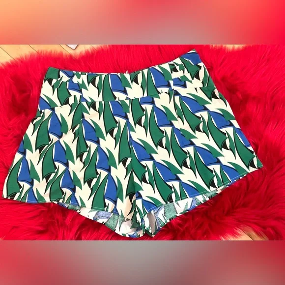 ZARA SHORTS - Picture 3 of 6